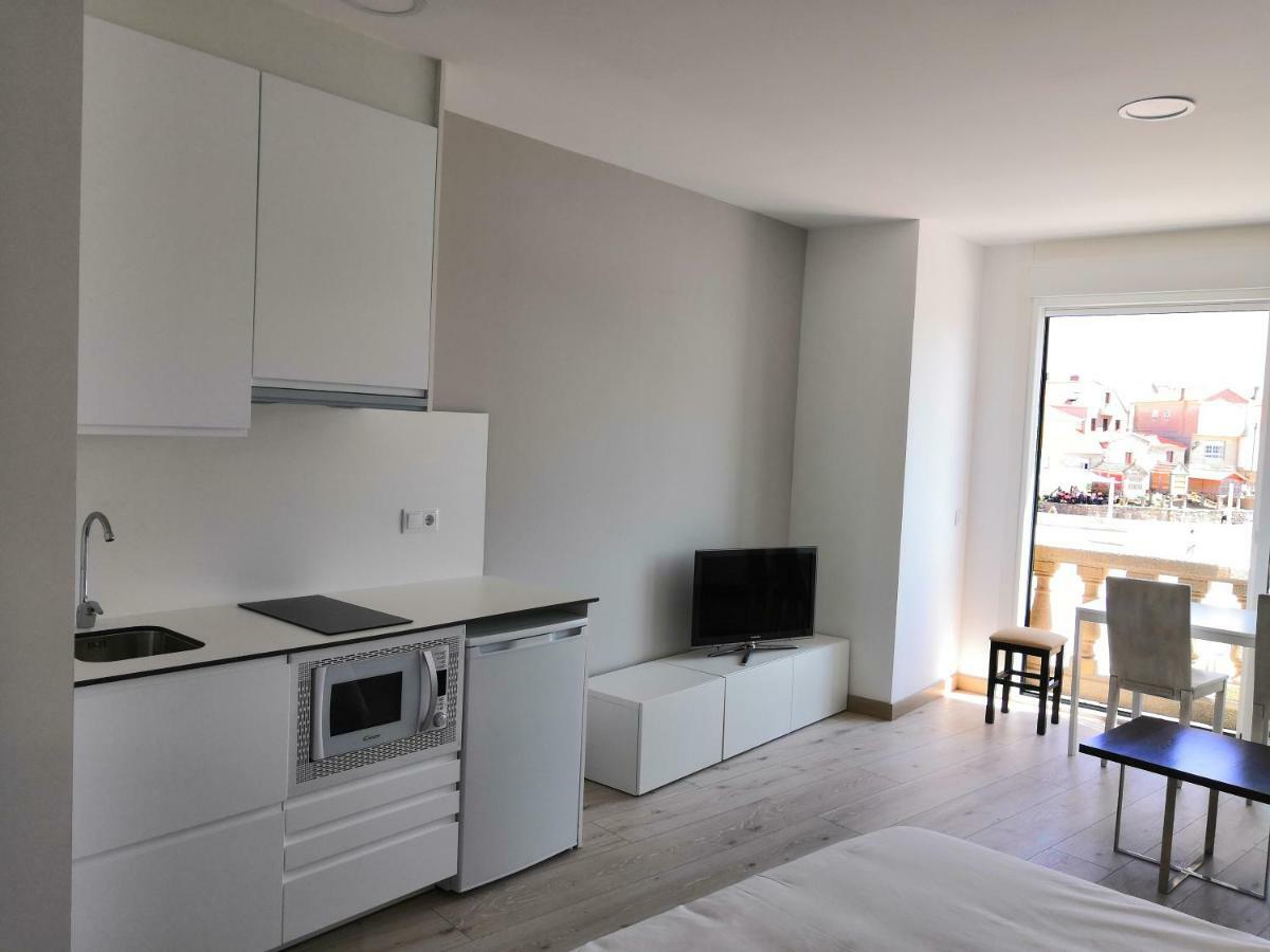 Apartamentos Dabarca กอมบาร์โร ภายนอก รูปภาพ